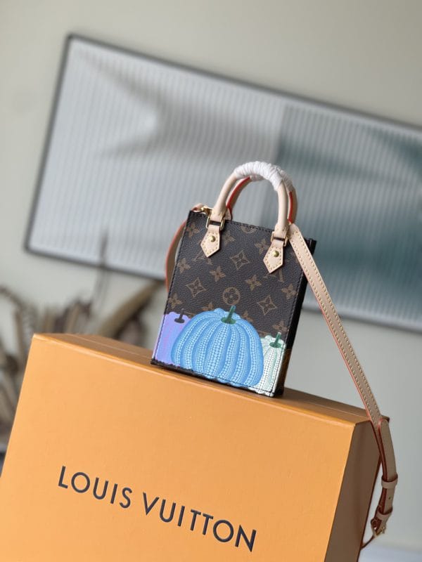 Louis Vuitton PETIT SAC PLAT Handbag - Image 2