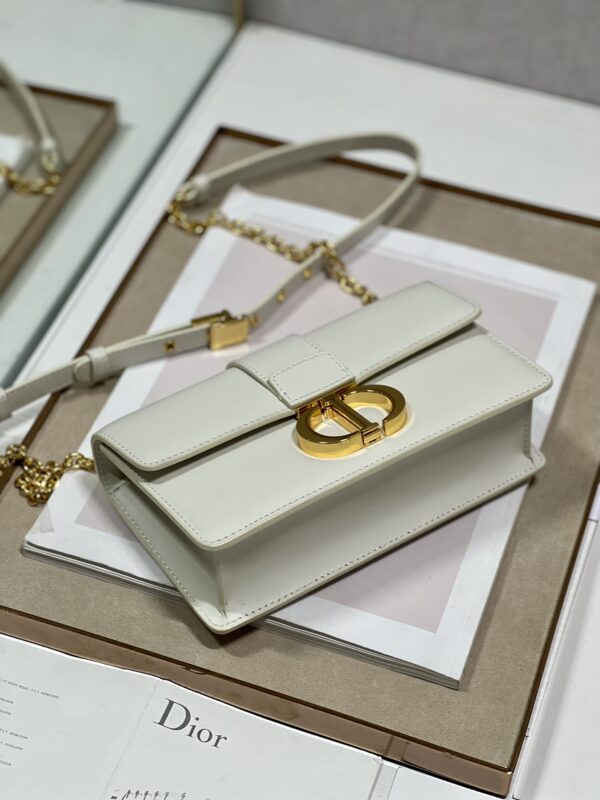 Dior 30 Montaigne East-West Chain Handbag - White - Image 4