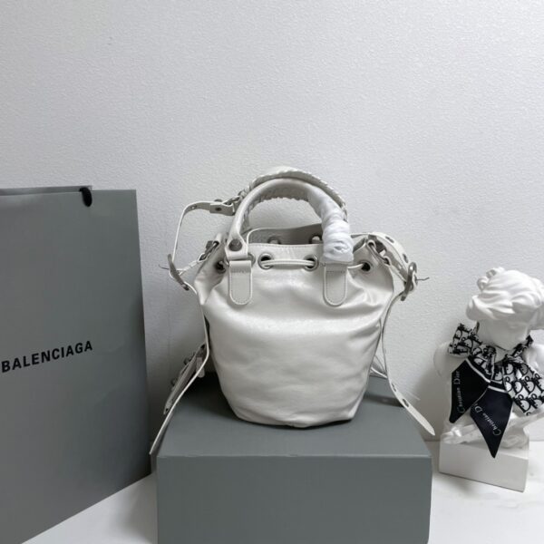 Balenciaga Le Cagole Large Bucket Bag - White - Image 4